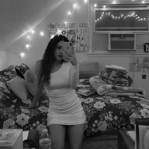 Meet your Posher, Yamilet